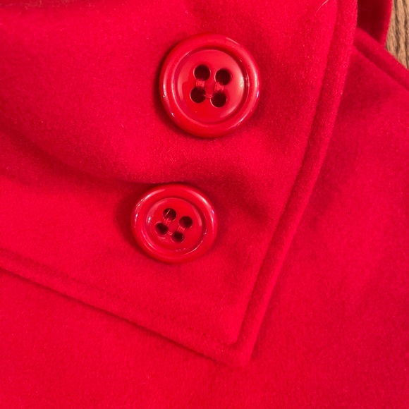 Beautiful red cape made in Hungry by Matyadesign - Picture 3 of 10